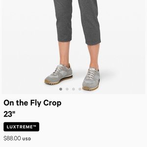 Lululemon on the fly woven crop pants